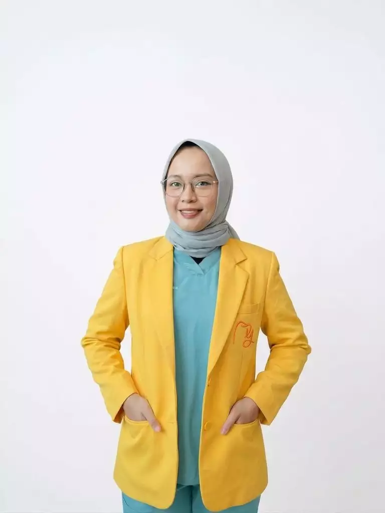 dr. Clara Juniasari - Dokter Gigi My Dental Bandung