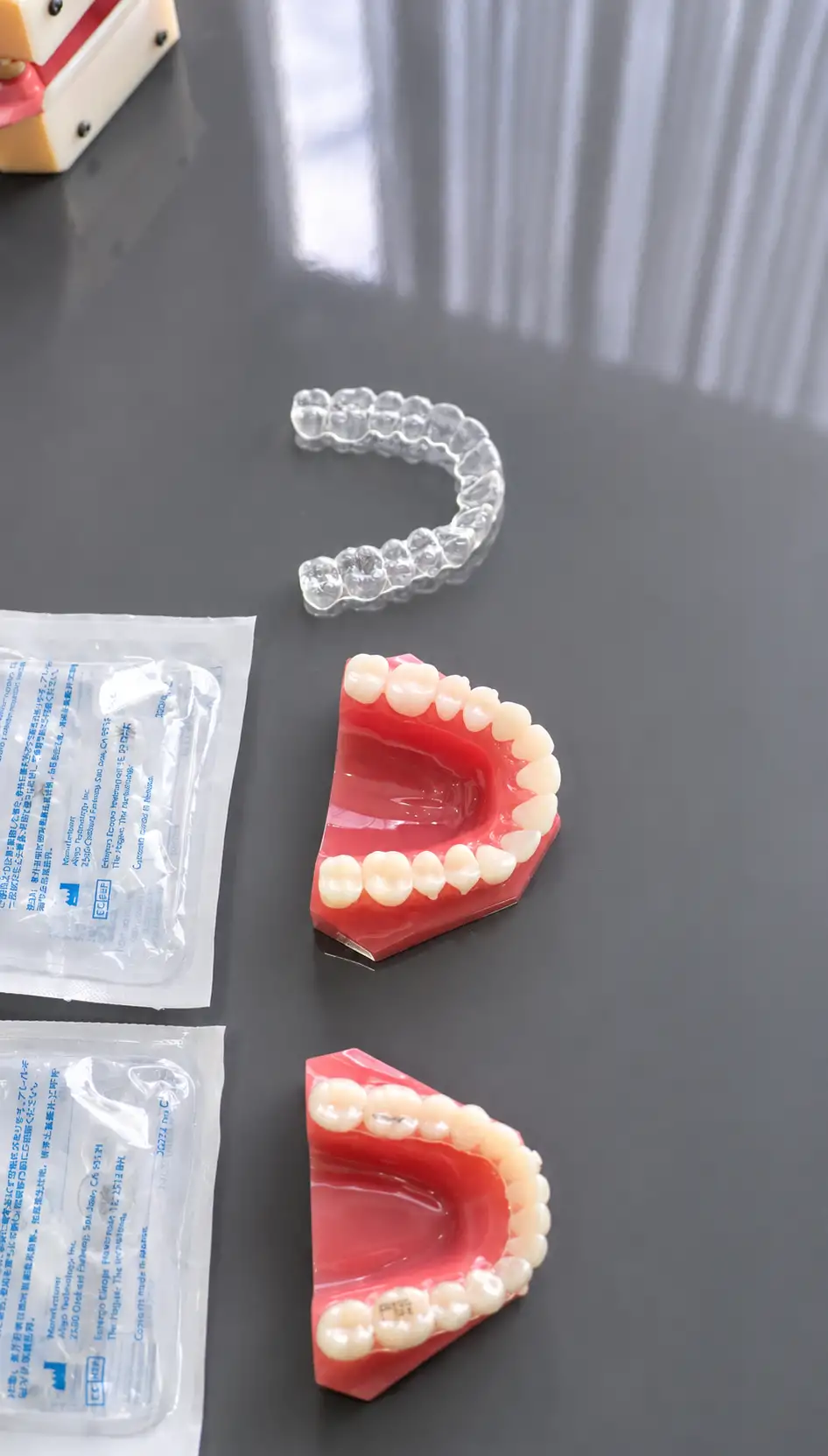 Aligner Transparan